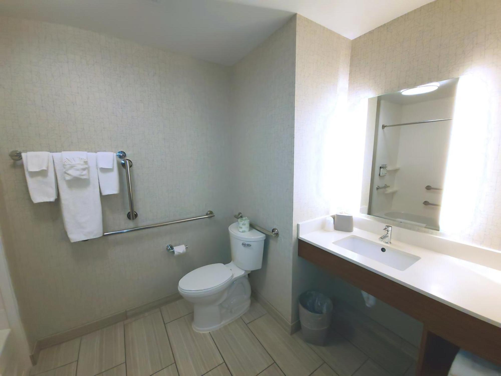 Holiday Inn Express & Suites - Nebraska City By Ihg Buitenkant foto